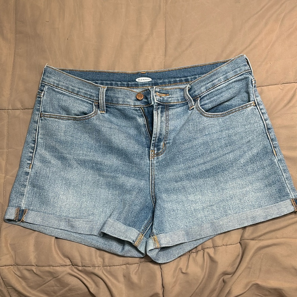 Old Navy denim shorts size 12 like new